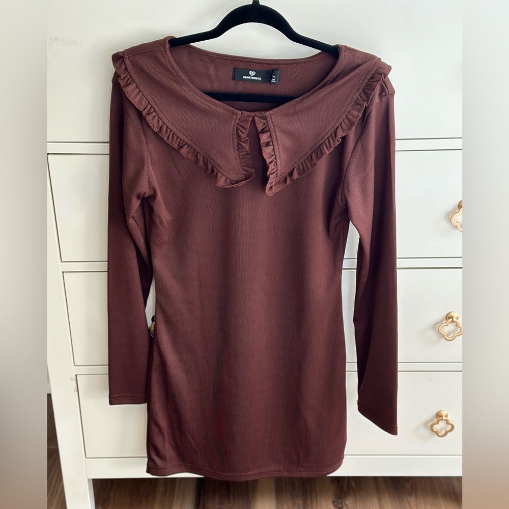 Cute ruffle collar dress